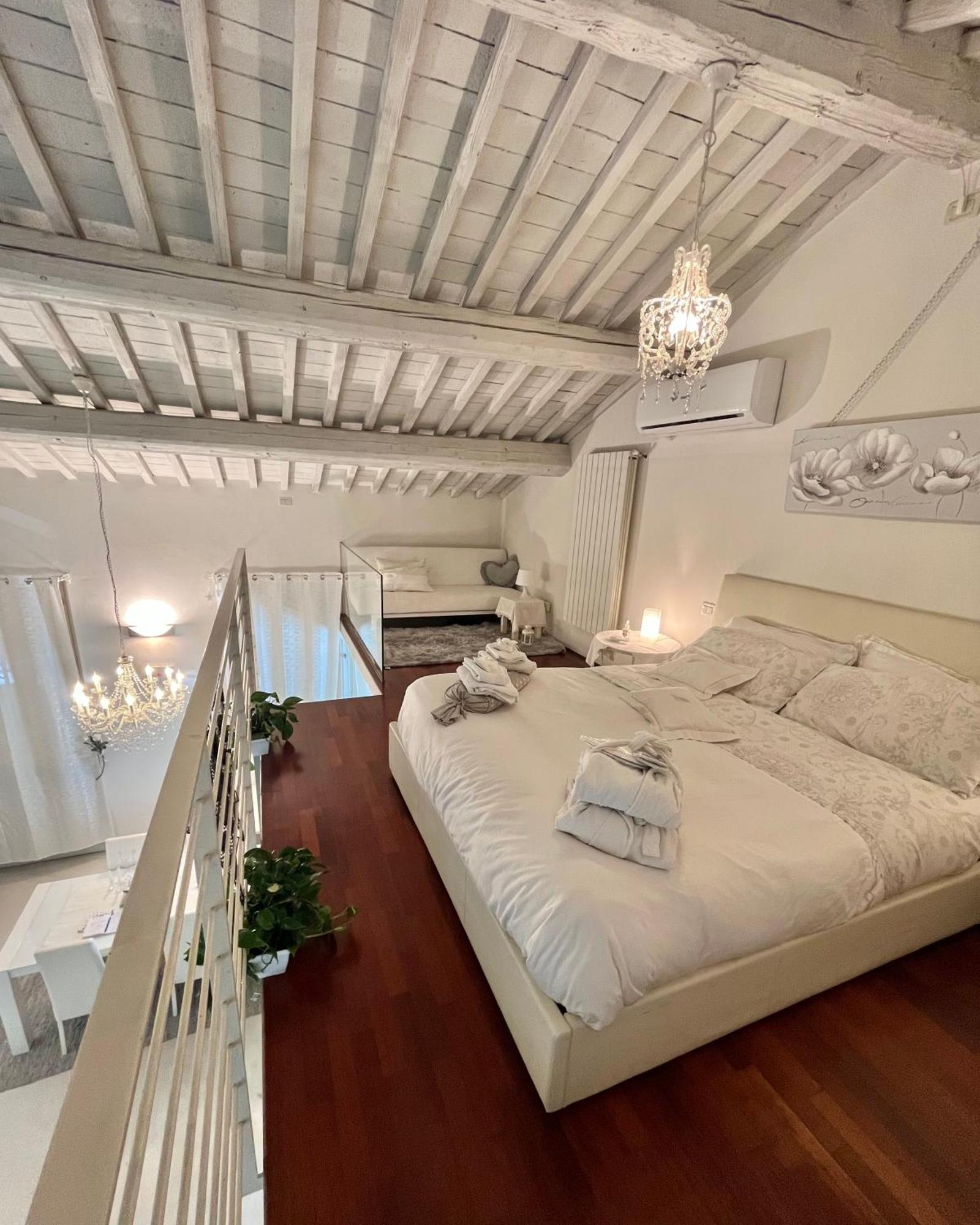Whiteloft In Lucca Villa Exterior photo